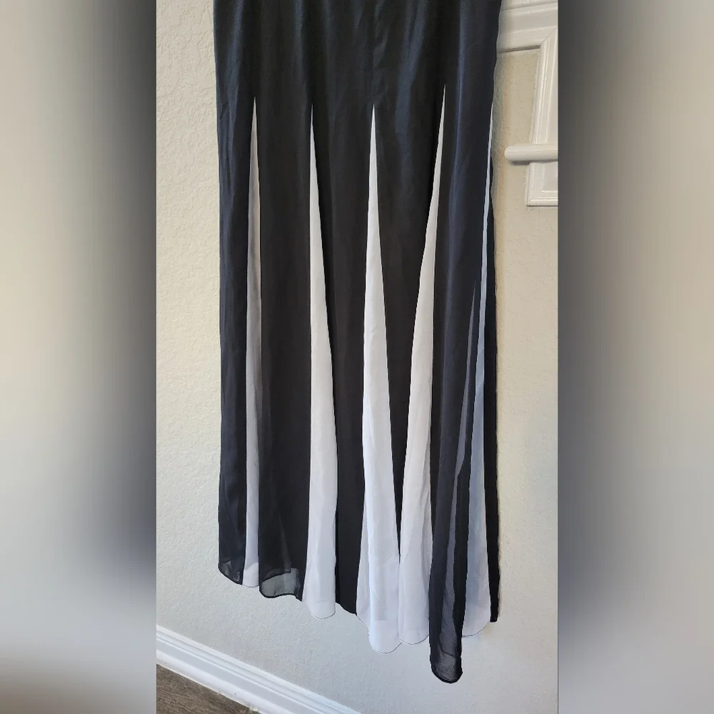 Size 6  Ashro Black White Formal Church Wedding Party Addae Flowy Gown Dress - Picture 2 of 4